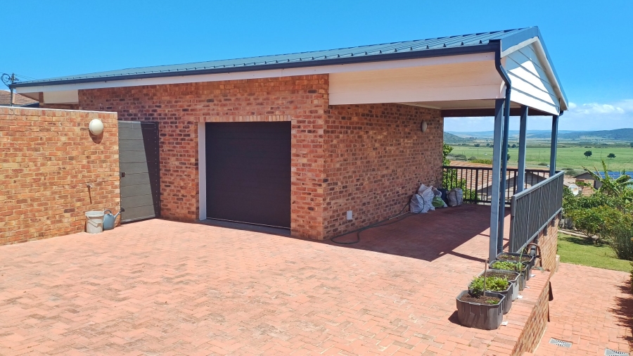 3 Bedroom Property for Sale in Fraaiuitsig Western Cape